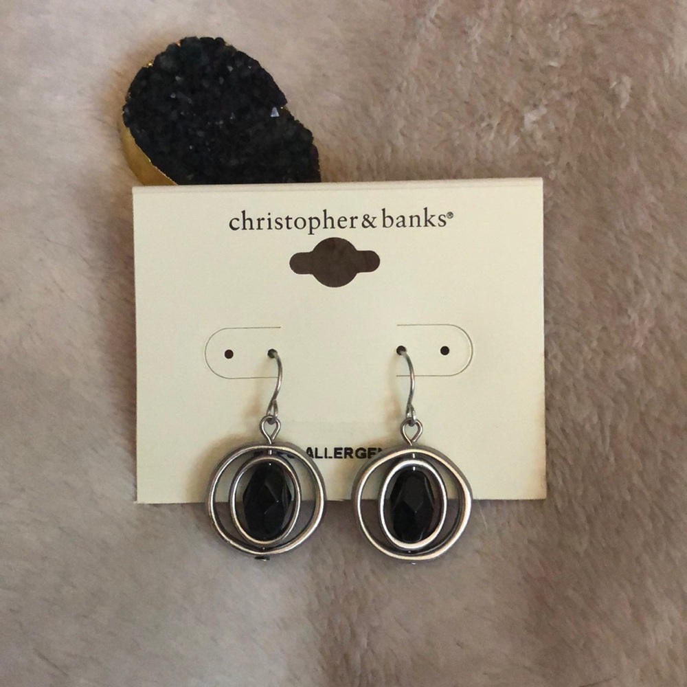 CJ banks silver & black bead dangle earrings 🥰
